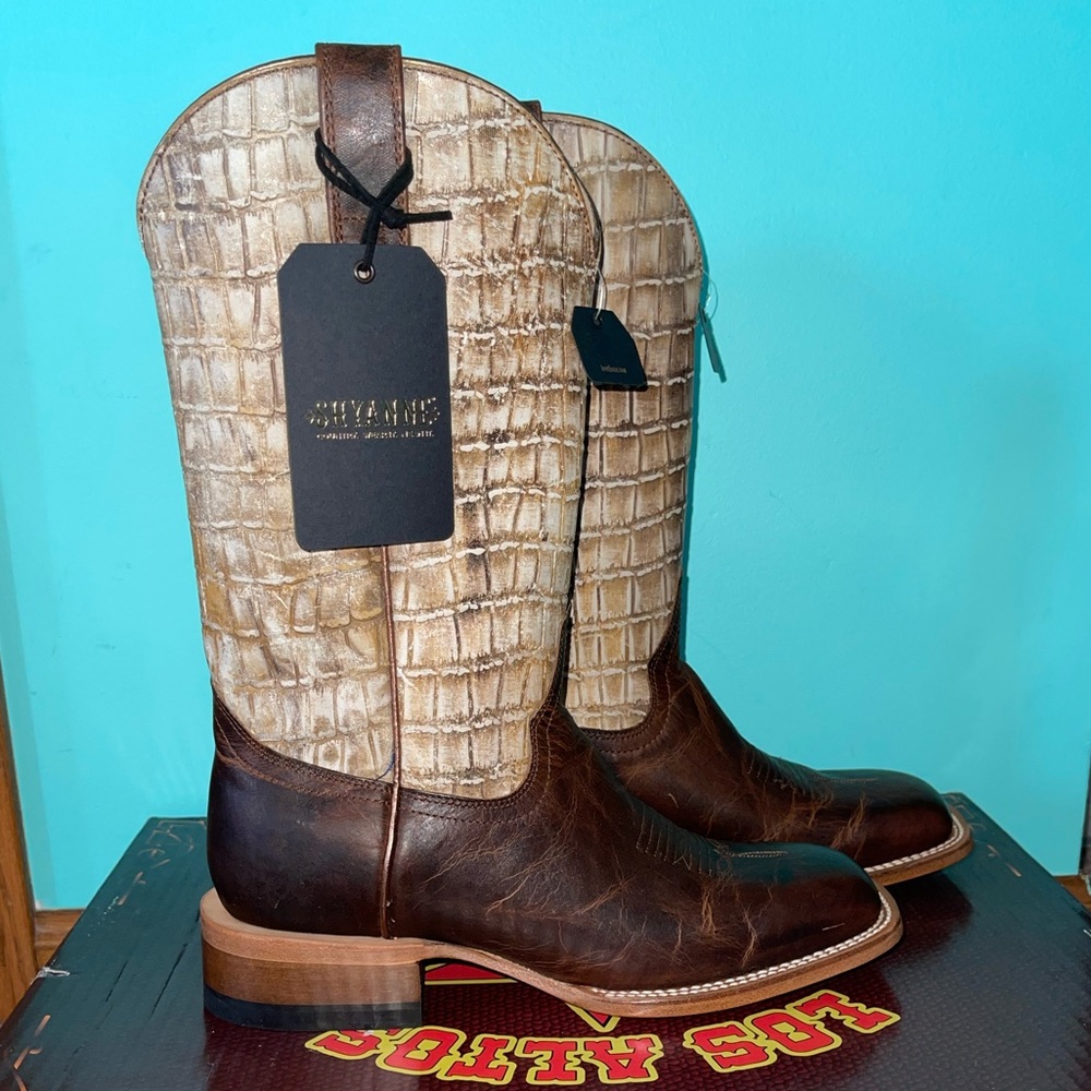 SHYANNE WOMEN'S WILDER WESTERN BOOTS - WIDE SQUARE TOE